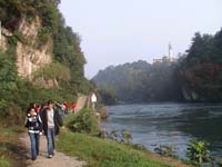 lungo l'Adda nei pressi del castello