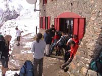 1°g - arrivo al rifugio città di Busto (mt.2480)